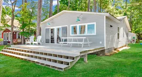 Charming Waterfront Cottage with Sunset Views - Image 3