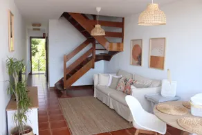 Beautiful duplex with beautiful bay views. - Image 2