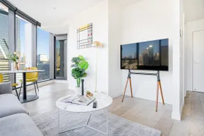 Bright 1B West Melbourne apt w free parking - Image 3