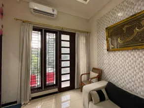 Guesthouse near Diponegoro University (2 BR) - Image 5