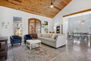 Gorgeous newer 3/2 home w/ Louisiana style & charm - Image 2