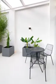 Exclusive designer apartment with outdoor area - Image 4