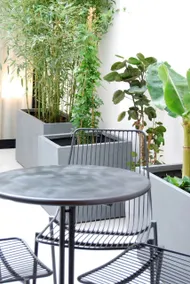 Exclusive designer apartment with outdoor area - Image 3