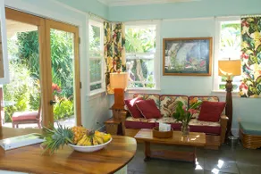 Romantic and Private Cottage and Gazebo for two! - Image 3