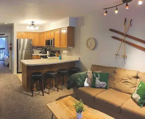Perfect Mt. Location! Skiing, Hiking, Biking, Pool - Image 2