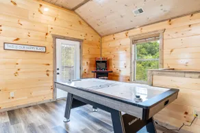 Smoky Mountain Cabin Fire Pit Near Waterparks - Image 3