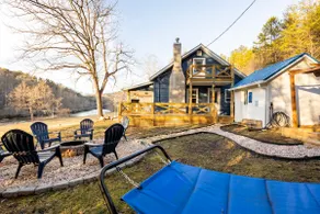Riverside Relaxer w/Hot Tub+EV+firepit+Wifi & view - Image 2