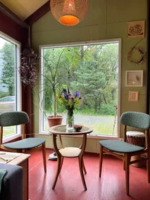 Tiny garden home in Mosfellsdalur - Image 4