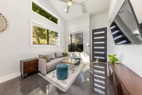 Entire House in North Central Austin - 2b/2.5bath - Image 2
