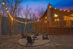 Secluded Cabin w/Hot Tub + Fire Pit| Hocking Hills - Image 5