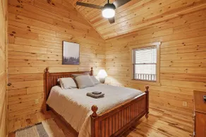 Secluded Cabin w/Hot Tub + Fire Pit| Hocking Hills - Image 4
