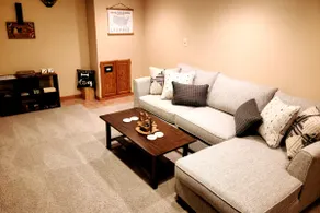 Cheshire House // Family Home, Fenced Yard, Pet Friendly, 2 mi from Mayo Clinic - Image 2