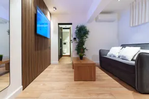 Suite 432B - Image 2