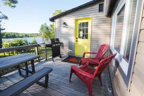 Lakefront, Sleeps 6 | Firepit, BBQ, Pet Friendly - Image 2