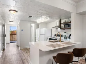Gorgeous Views with Indoor & Outdoor pool! - Image 3