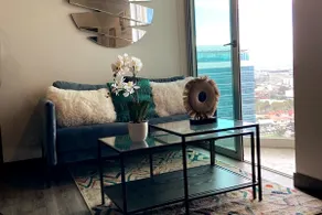 AC and King Bed - Fully Equipped Apartment - Image 3