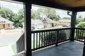 Newly renovated Wilmore home! - Image 3