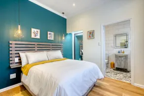 Stylish 3 Sleeper Serviced Apartment with Pool - Image 3