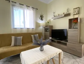Sunny Apartment Amaliada - Image 2