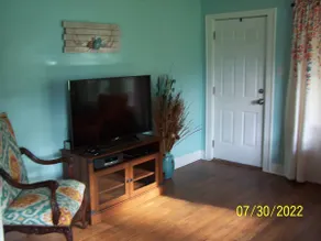 Cheerful 2-bedroom cottage - Image 4