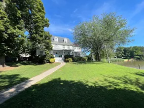 Waterfront historic district 1BR Apartment - Image 5