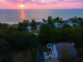 Arrakis on Lake Michigan: Beach, Dunes, Privacy, Custom-built - Image 3