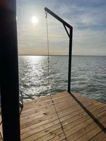 ❤️ Wide Open Water!  Huge Boat Dock w/ rope swing!  Lake toys (Kayak, Paddleboard, Lily Pad) included!  Great fishing!  🐟 - Image 3