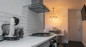 No6 - Beverley - Elegant Townhouse - Central location - Image 4