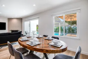 King Suite | HTD Pool | BBQ | Newly Renovated - Image 2