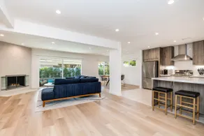 King Suite | HTD Pool | BBQ | Newly Renovated - Image 3