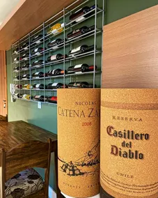 Luxury themed apartment Wine World! - Image 5