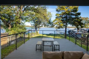 Modern Lakefront Retreat on Eagle Mountain Lake - Image 5