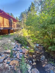 Cozy cabin on creek with hot tub/sauna! - Image 2