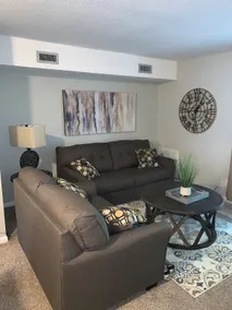 Cozy Townhouse in Quiet Area - Image 3