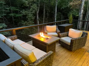 Modern Mountain Getaway with Hot Tub, Fire Pit - Image 4