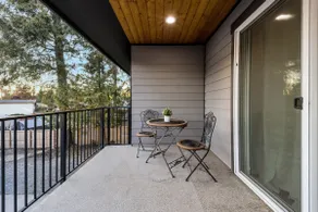 Adorable and Cozy guest house with balcony - Image 3