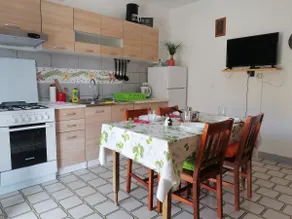 Spacious & sunny apartment :) - Image 5