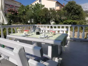 Spacious & sunny apartment :) - Image 2