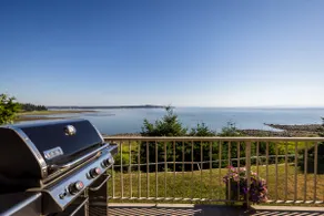 Baycrest Beach House - Image 4
