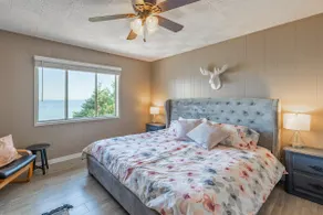 Baycrest Beach House - Image 5