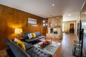 Near HWY/long-term Discount- Pet Friendly - Image 2