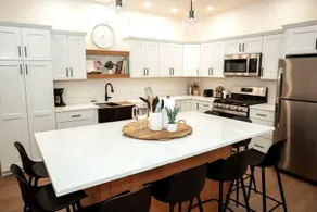 ⁑Westside Luxury⁑Park Access✔Patio✔Large Groups✔ - Image 2