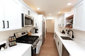 ⁂Modern Beauty⁂Park Access✔Large Groups✔Fast Wi-FI - Image 4