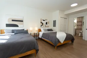 ⁂Modern Beauty⁂Park Access✔Large Groups✔Fast Wi-FI - Image 2