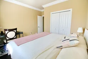 Close to YVR King Sized Private Entrance Suite - Image 5