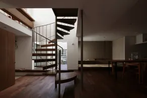 Architect-designed｜Natural Wood & Shell Plaster - Image 2