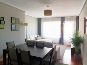 Cozy, centric flat. Beach & park - Image 3