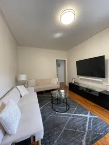 Modern 1BR Apt. in NYC, 15 min. to Manhattan - Image 3