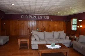 4 bedroom farmhouse. 30min. to PSU 5 min. Rt. 322 - Image 3