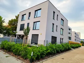 Stylish apartment in Prague with free parking - Image 4
